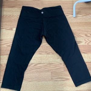 Lululemon Black Capri Leggings